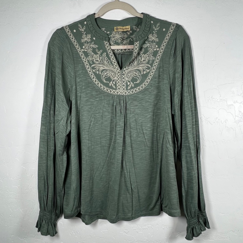 Democracy Womens Sage Green Embroidered Slub Knit Peasant Top Smocked Cuff S